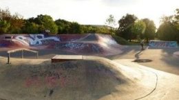 Der Skatepark Leipzig-Gr?nau kann nach der Sanierung wieder genutzt werden. Foto: Andreas Gr?ttner