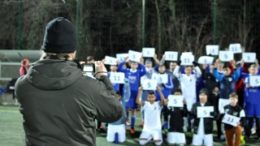 Acht Nationen in einer Manschaft aus Gr?nau: United F.C. Foto: Alexander Kempf